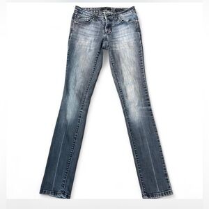 Jessica Simpson vintage low cut Women's Faded Blue Skinny Jeans
